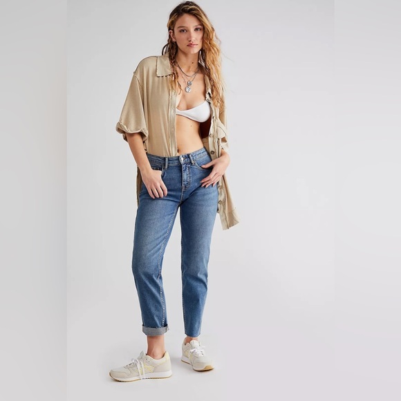 Free People Curvy High-Rise Vintage | CRVY High-Rise Vintage Straight Jeans - Picture 9 of 10